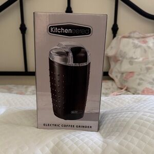 Kitcheneered Black Electric Coffee Grinder